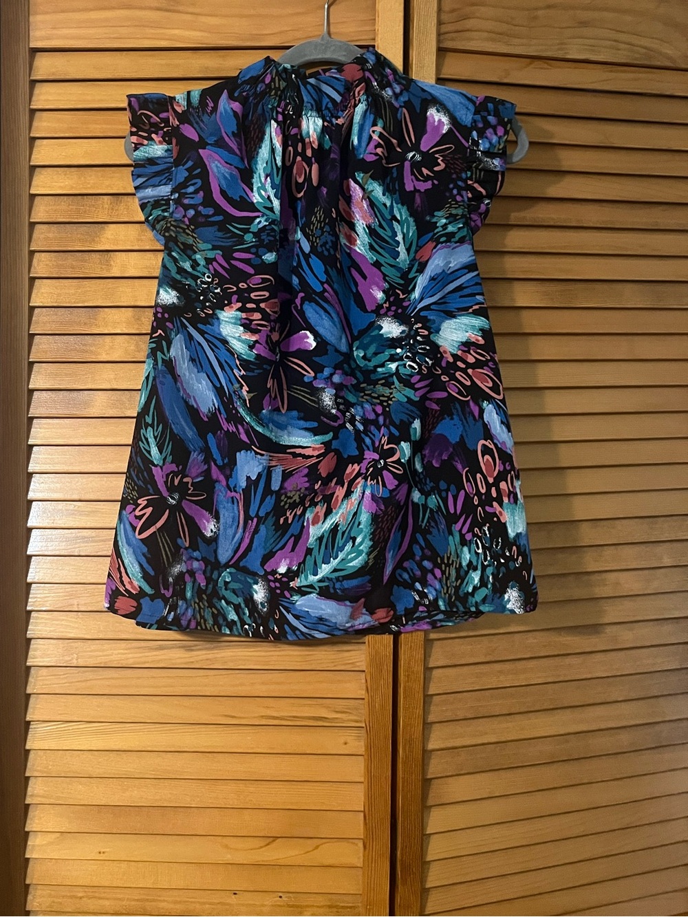 2 Hearts Floral Print Women's Blouse - Picture 2 of 4